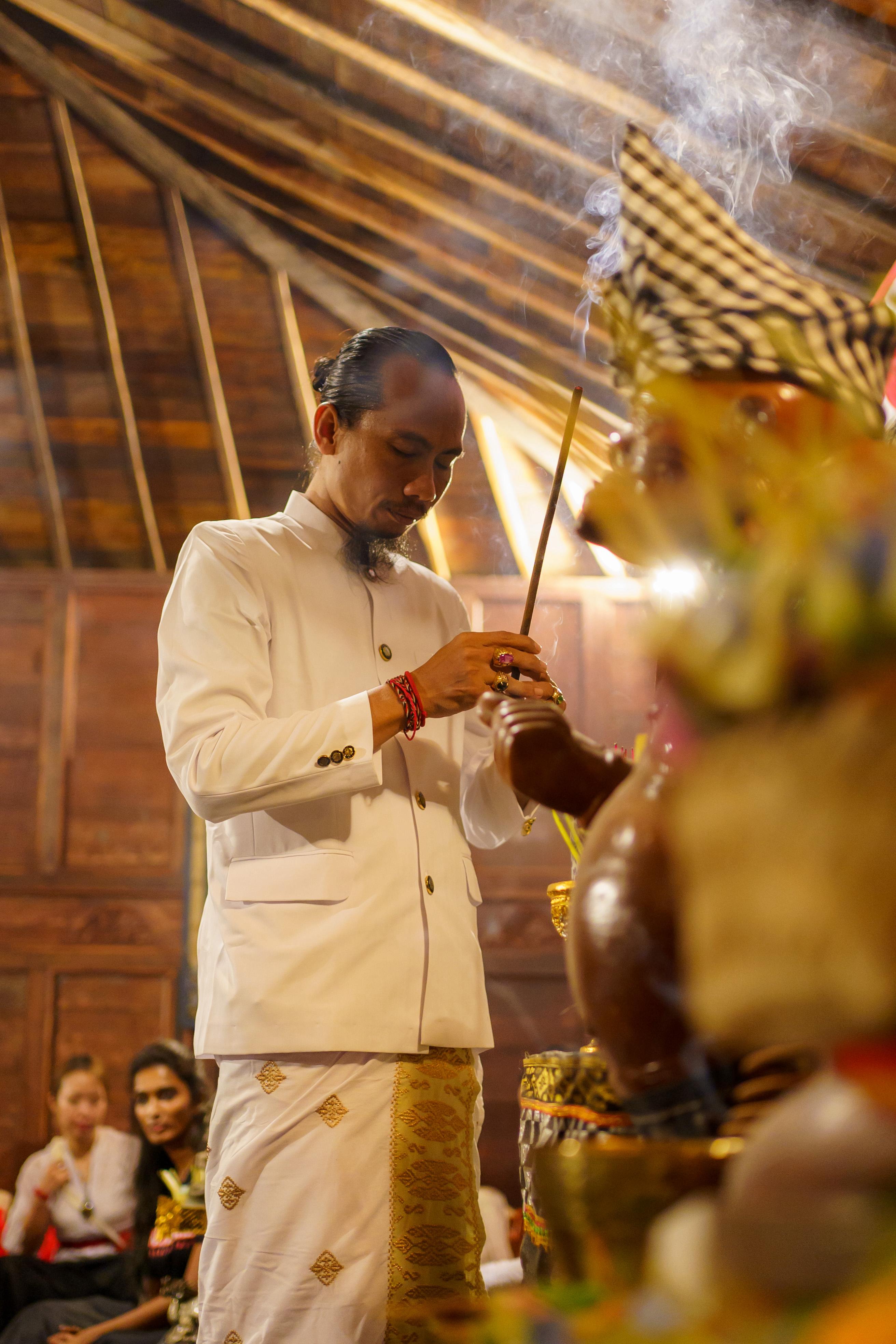 Mahaguru Mangku Alit Ajna